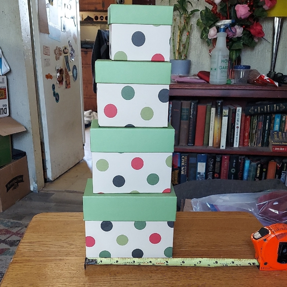 Polka Dot Gift Boxes with Green Lids